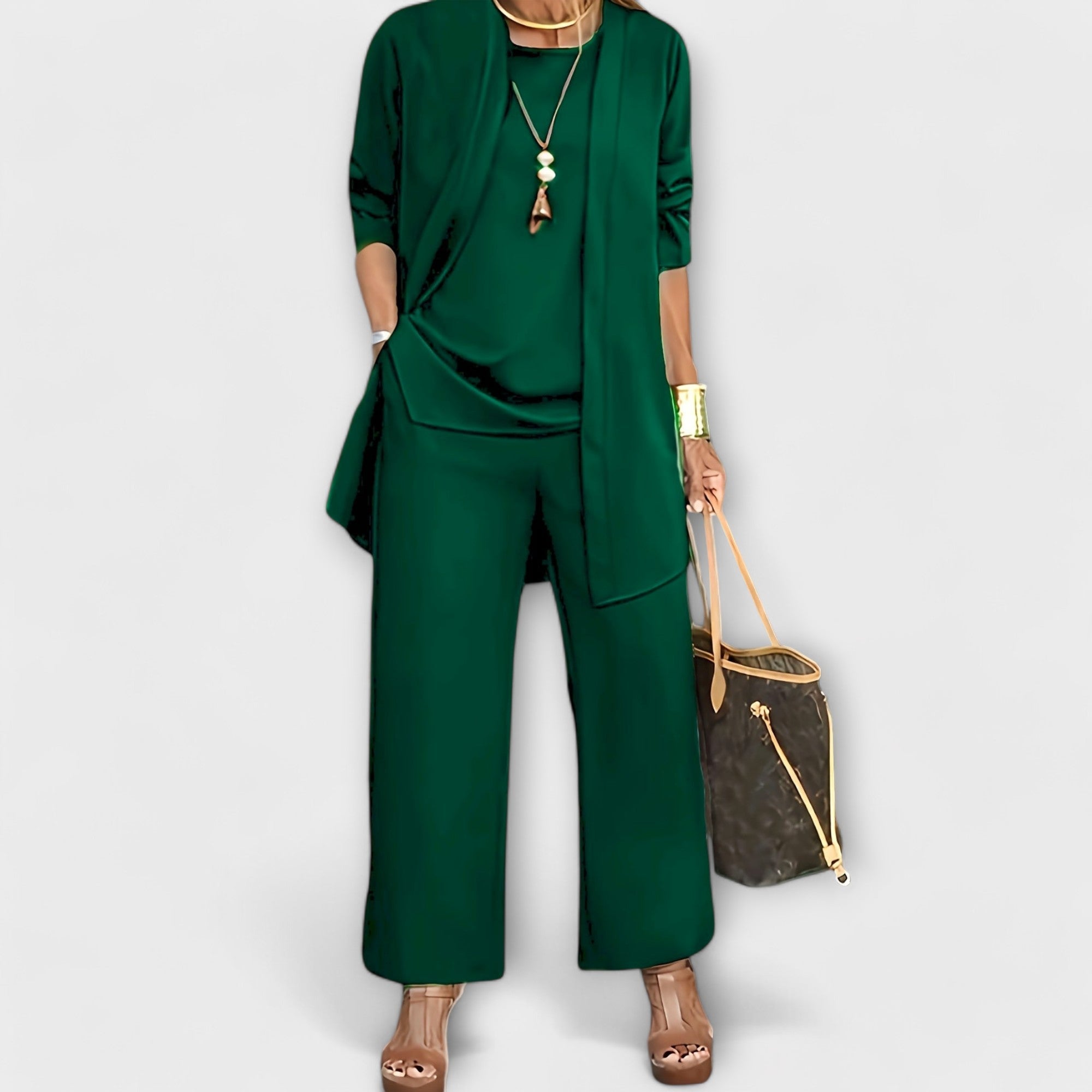 Helena - Conjunto de tres piezas para un look casual