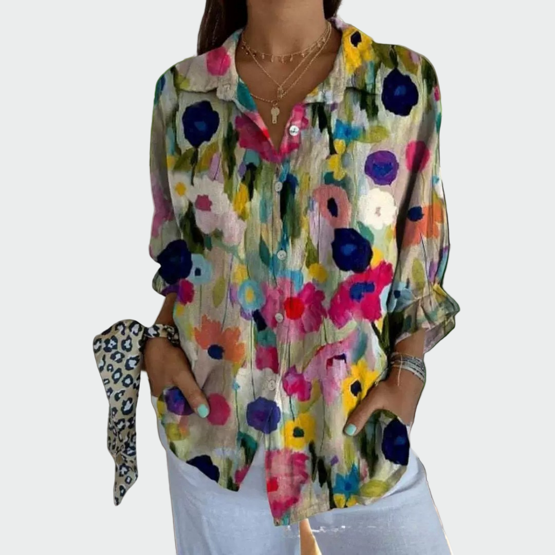 Camisa moderna con diseño floral