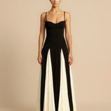Oshrit™ | Bata Maxi Elegante con Volantes en Contraste