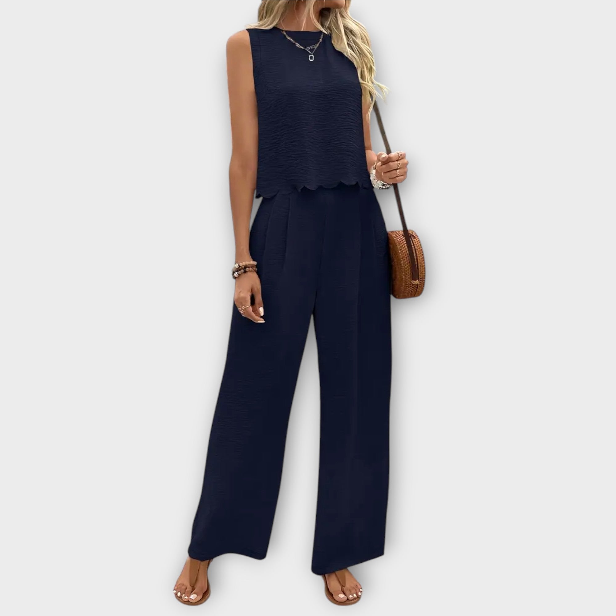 Valéria - Chaleco Floral y Pantalones a Juego