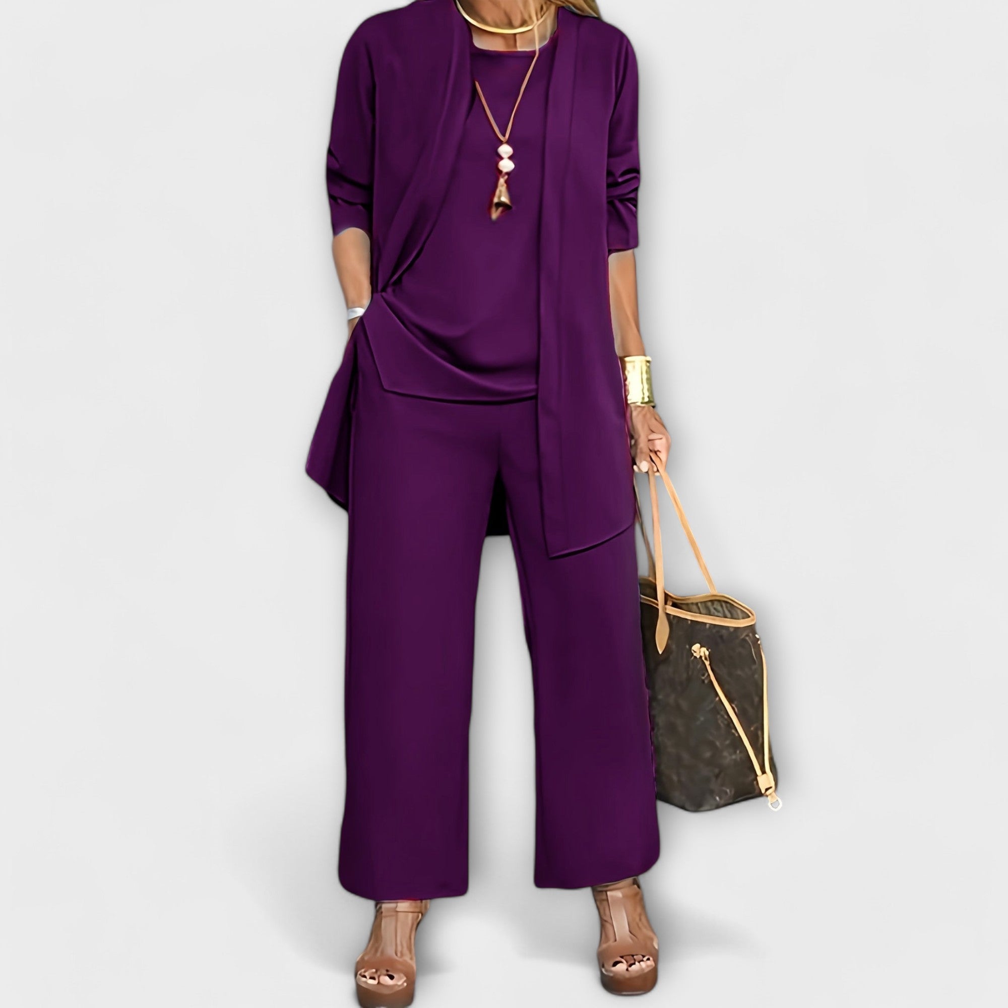 Helena - Conjunto de tres piezas para un look casual