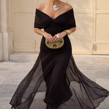 Elegante vestido maxi de fiesta con escote en forma de corazón