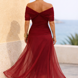 Elegante vestido maxi de fiesta con escote en forma de corazón