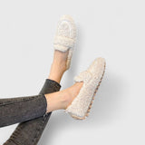 Pantuflas Solenne - Estilo Elegante y Confort en el Hogar