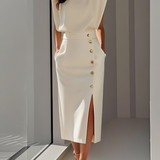 La Scintilla | Vestido Midi Ajustado con Detalles de Botones Dorados