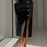La Scintilla | Vestido Midi Ajustado con Detalles de Botones Dorados