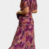 Luana - Vestido Chic con Escote en V