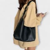 María - Elegante Bolsa de Hombro