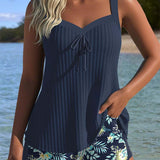 Carla - Bañador de Rayas con Pantalones Cortos de Playa