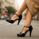 María - Elegantes Tacones