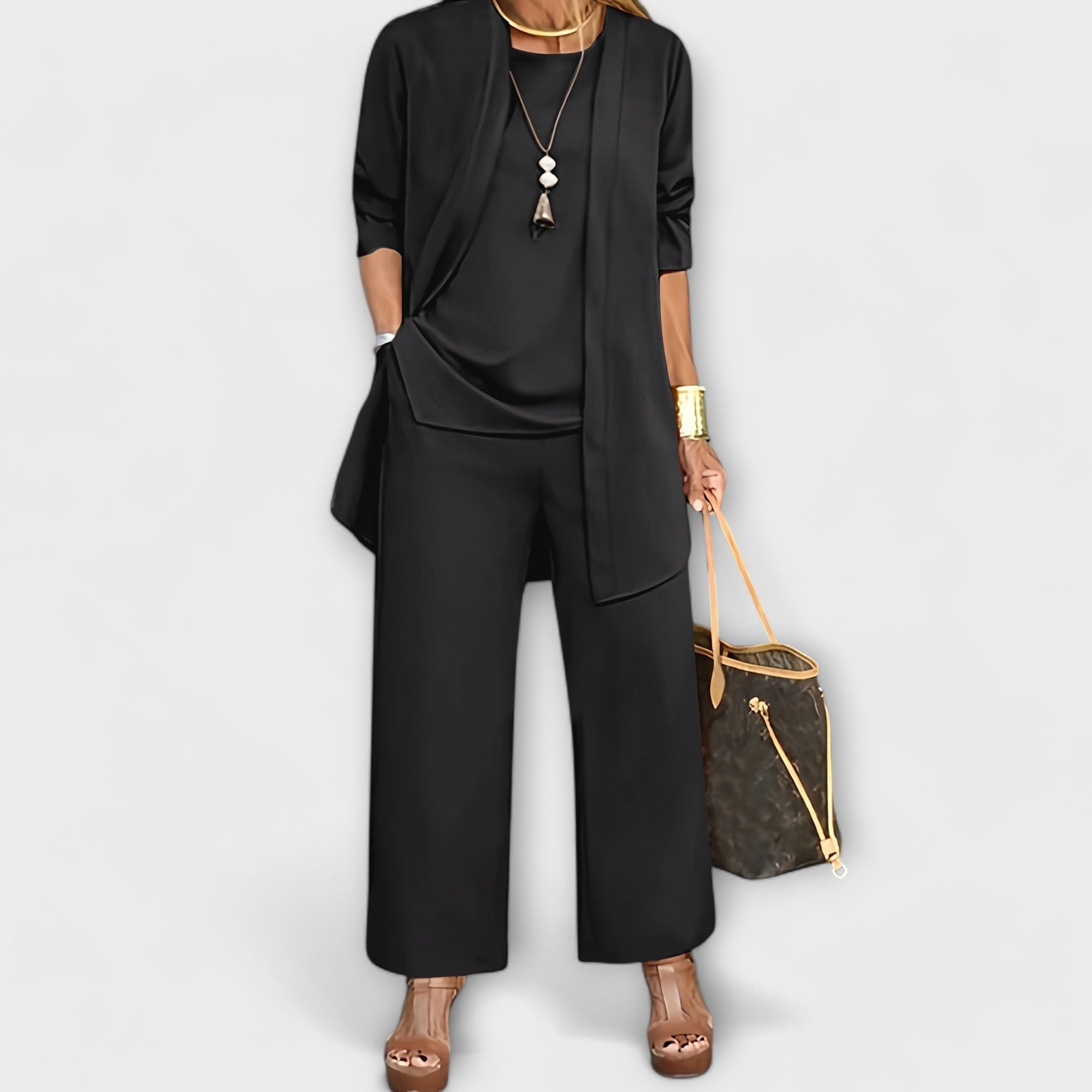 Helena - Conjunto de tres piezas para un look casual