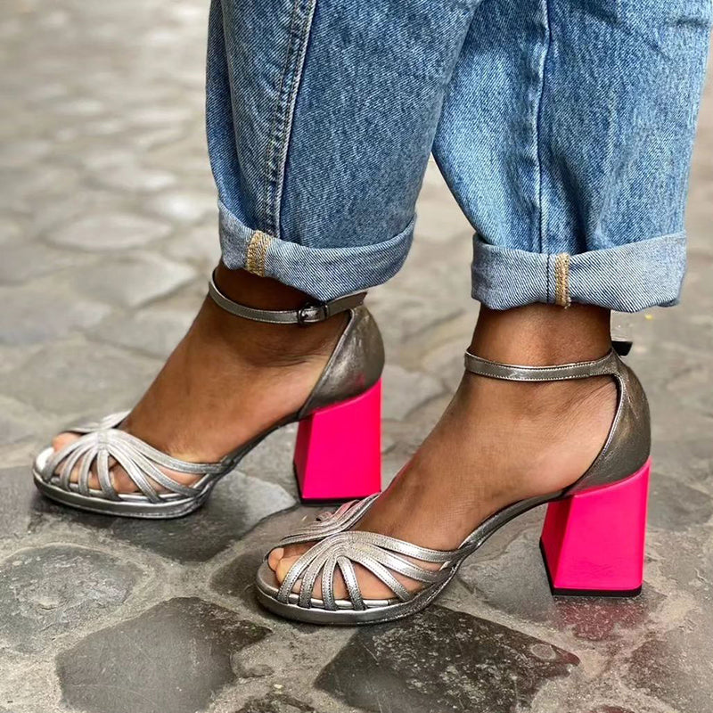 Serafina - Sandalias brillantes con tacón cuadrado