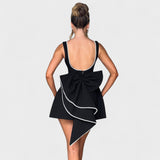 Catarina - Vestido Corto Adornado con Perlas