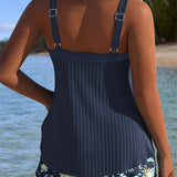 Carla - Bañador de Rayas con Pantalones Cortos de Playa