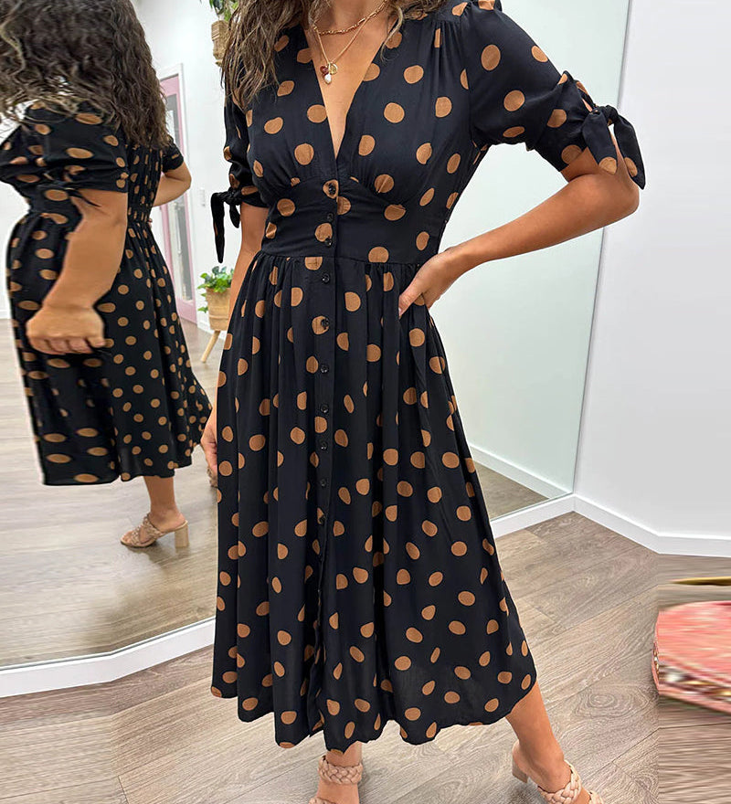 Mónica - Vestido Chic con Estampado de Lunares