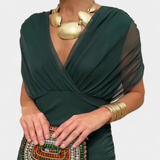 Luana - Vestido Chic con Escote en V