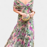 Luana - Vestido Chic con Escote en V